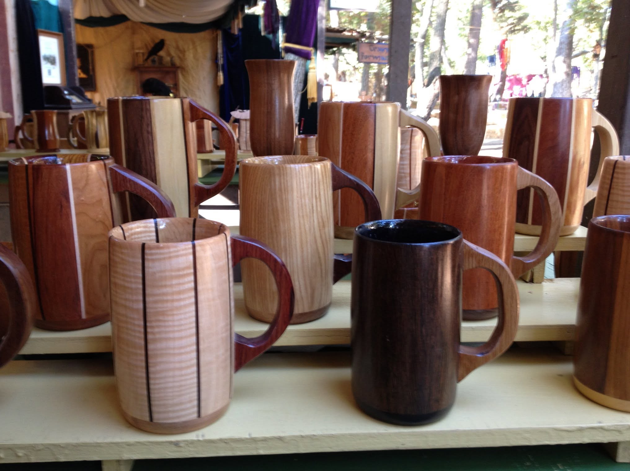 Poplar wooden mugs